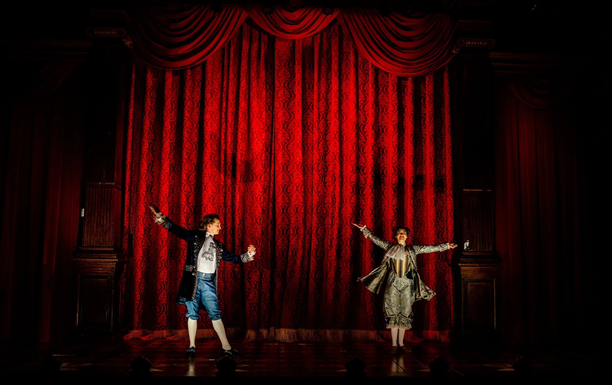 洋書 THEATRE and STAGE Volume I 61lk2t7apgL._UF350,350_QL50_.jpg
